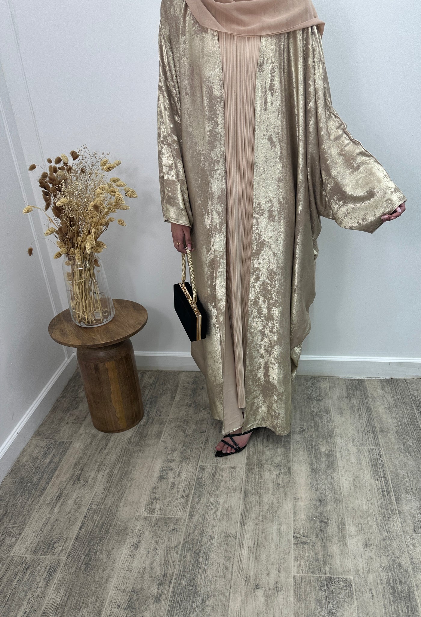 Luxe Khaleeji abaya - Beige Gold